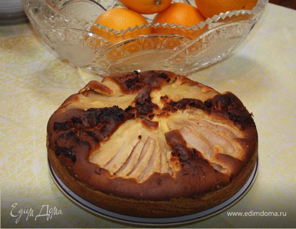 Шарлотка с грушами и орехами Шарлотка с грушами и орехами