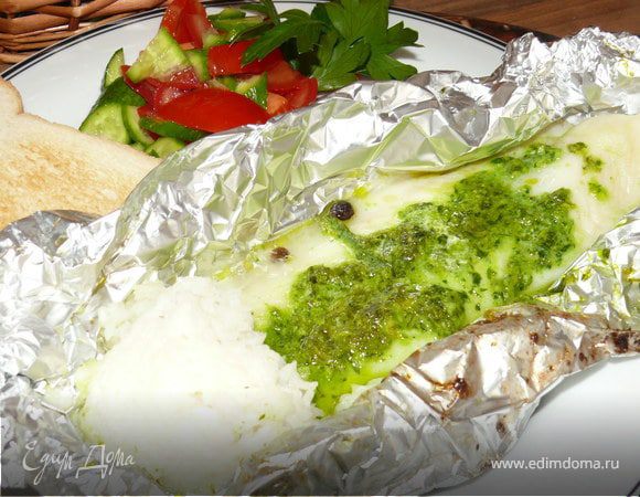 Рыба под зелёным соусом