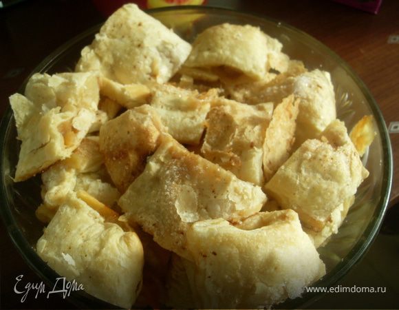 Слоеное печенье с яблочной начинкой Слоеное печенье с яблочной начинкой