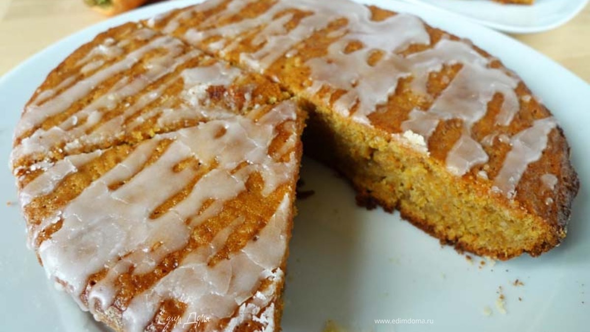 Пряный морковный пирог