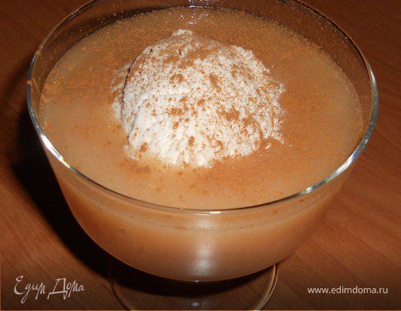 Десертный грушевый суп с мороженым Десертный грушевый суп с мороженым