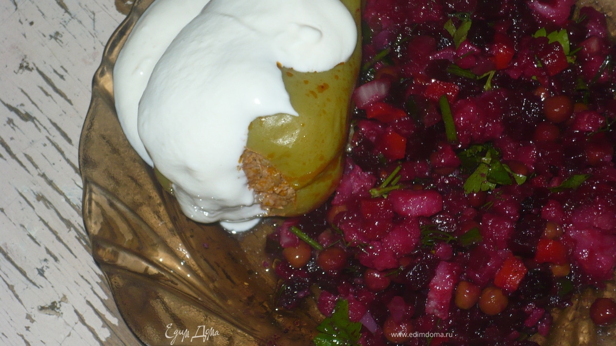 Фаршированный перчик с куриным фаршем