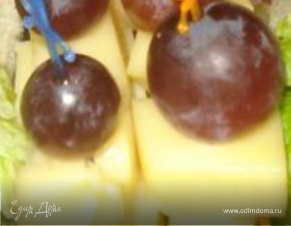 Канапе с ананасом и сыром Канапе с ананасом и сыром