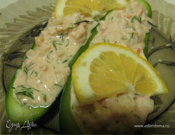 "Креветки в огурце"-очень приятный свежий закусон)