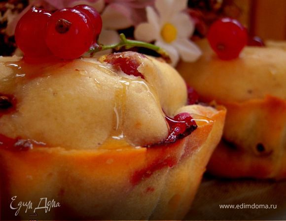 Сметанные кексы с клюквой