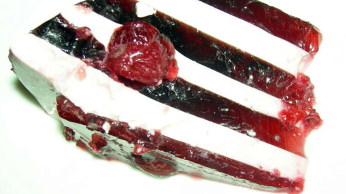 Желейный вишневый торт