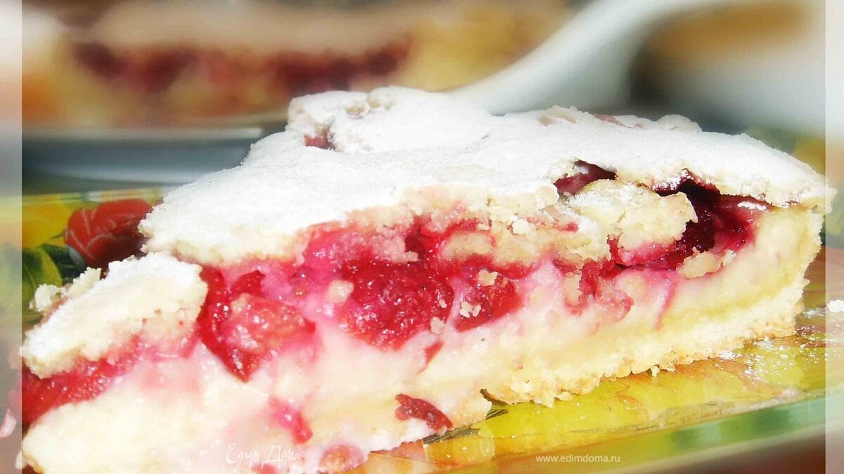 Баскский пирог с вишней