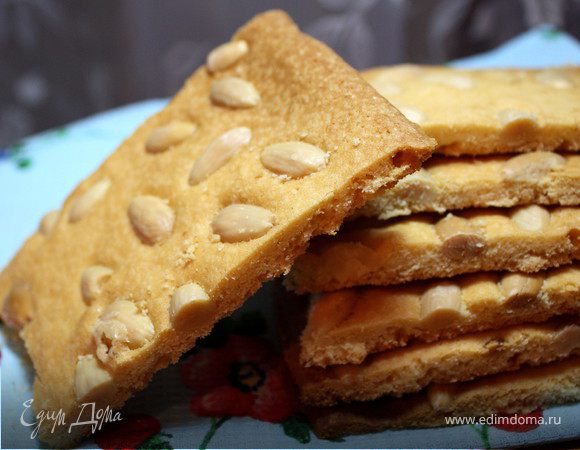 Бретонский пирог с миндалем Бретонский пирог с миндалем