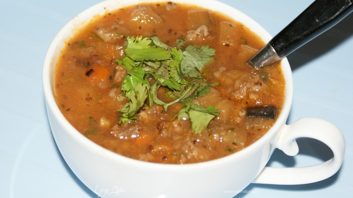 Густой суп гуляш