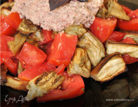 Баклажанный салат с ореховым соусом Баклажанный салат с ореховым соусом