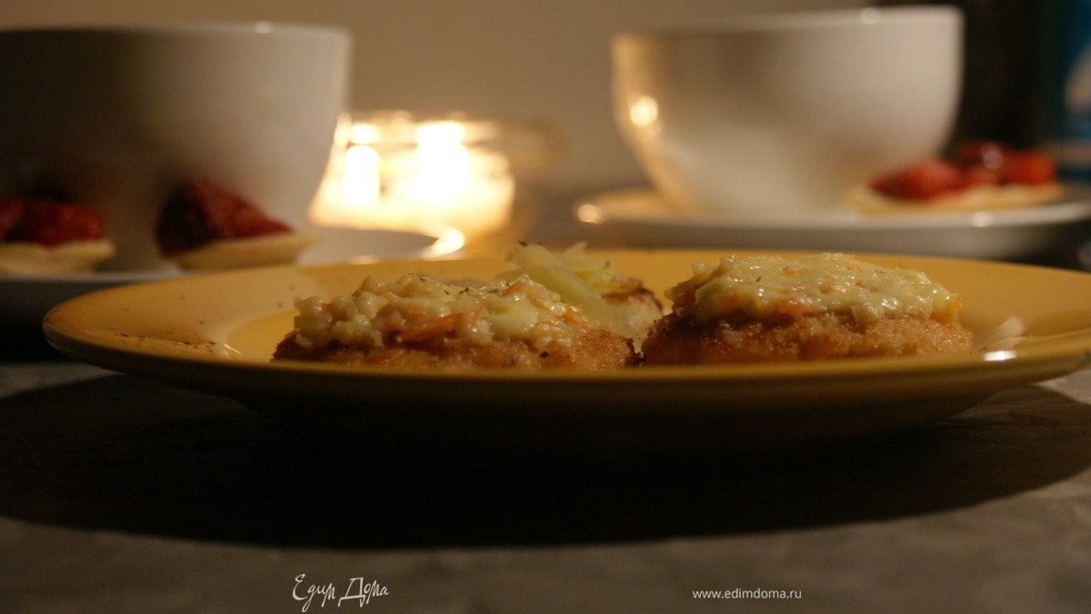 Куриные котлетки с крабовым муссом