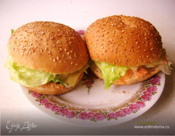 Гамбургеры с красной рыбой Гамбургеры с красной рыбой