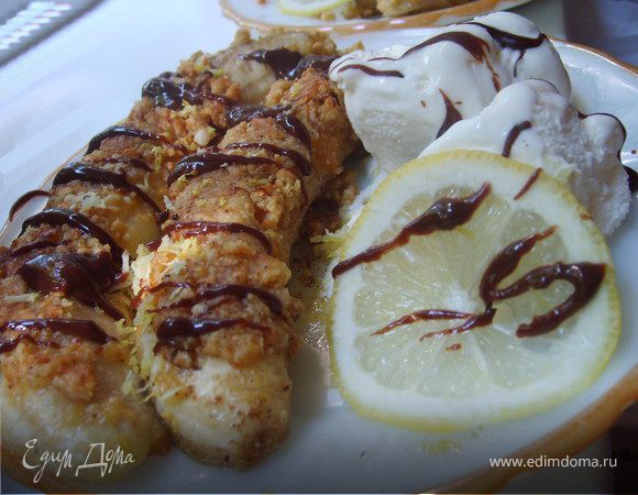 Бананы, жаренные с орехами