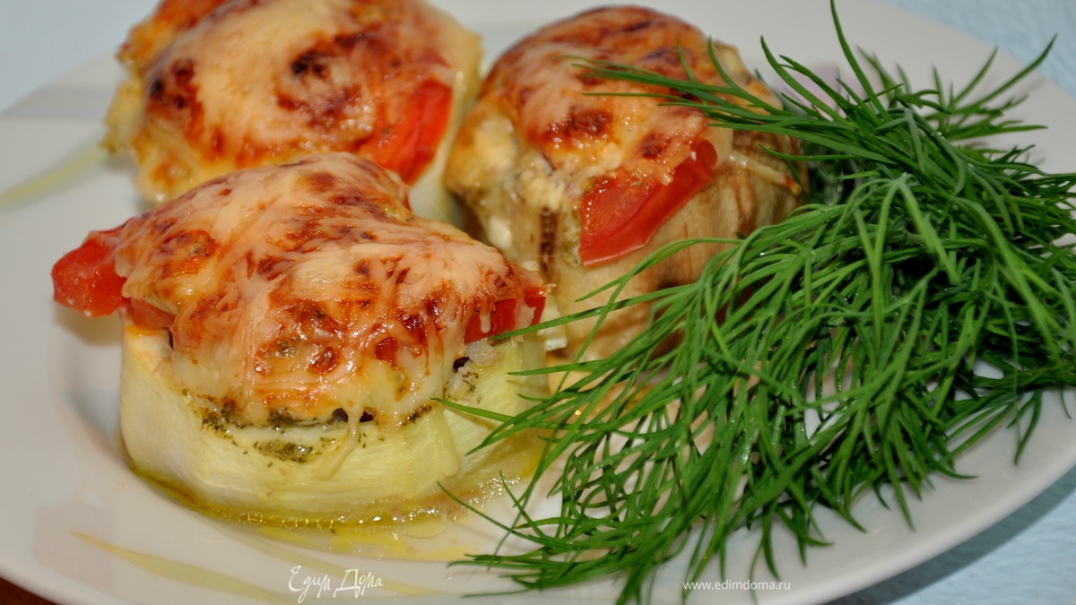 Фаршированные кабачки.