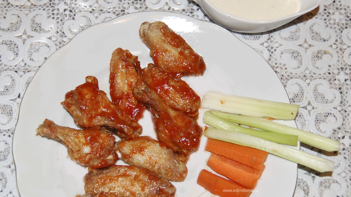 Острые куриные крылышки "Лисья нора"