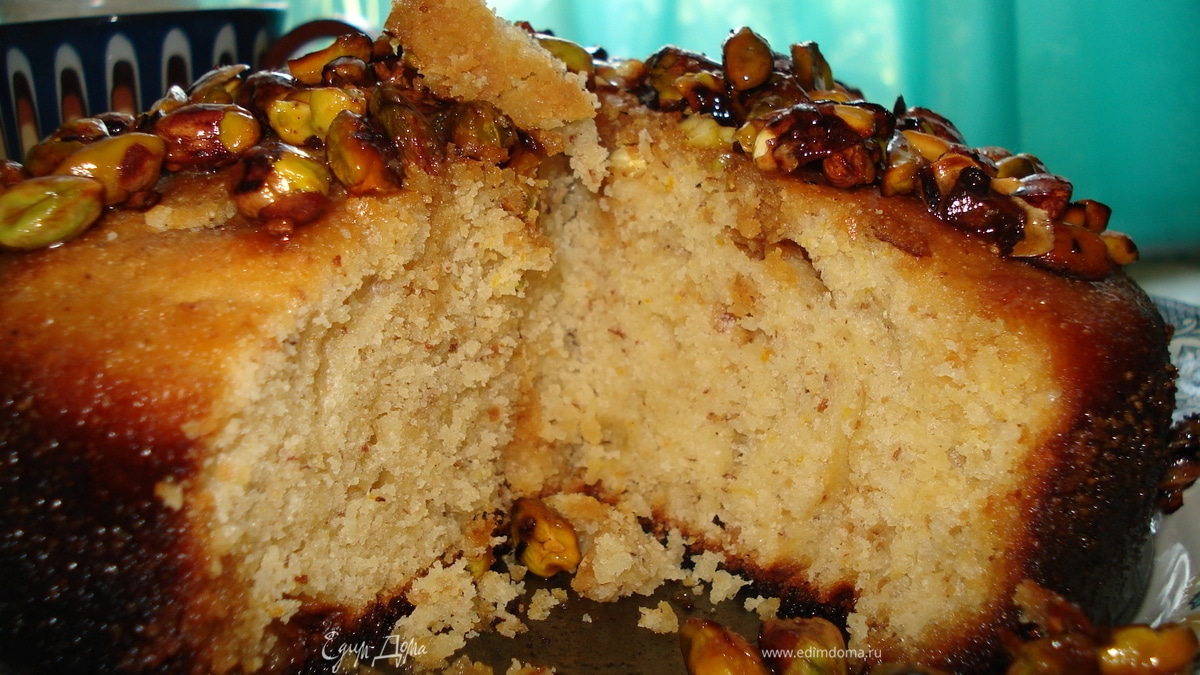 Греческий медовый пирог с фисташками