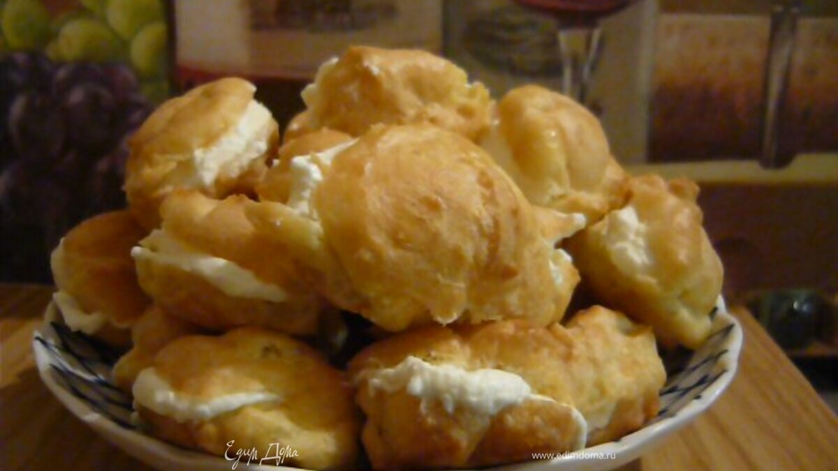 Заварные пирожные, почти диетические