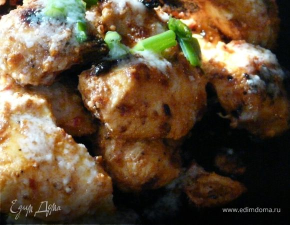 Курица по-ливански с чесночным соусом / Shish taouk Курица по-ливански с чесночным соусом / Shish taouk