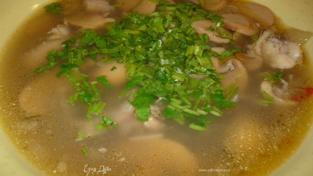 Похлебка из чечевицы с грибами