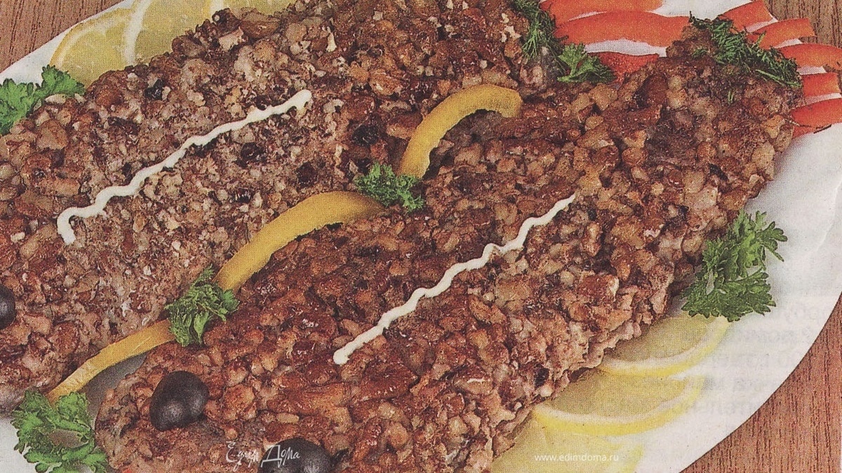 Рыба в грецких орехах