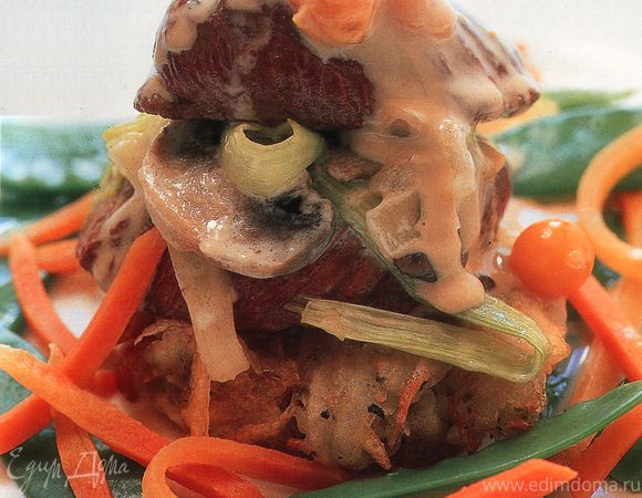 Страусовые медальоны со сливочным соусом   Калуа