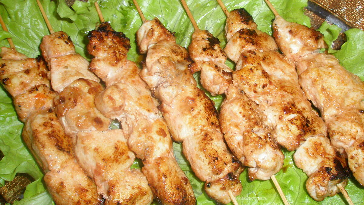 Куриная грудка на шпажках