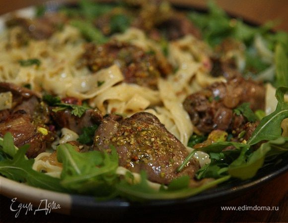 Салат с куриной печенью