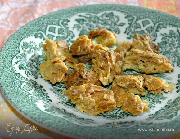 Миндально-карамельное печенье Миндально-карамельное печенье