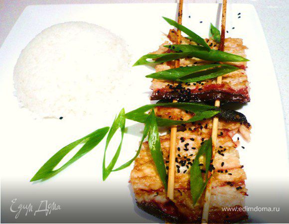 Угорь в духе "Восходящего Солнца" 