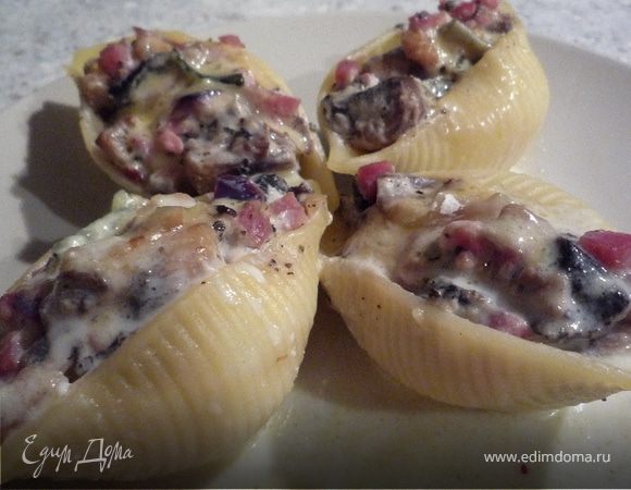 Паста конкильони с грибной начинкой Паста конкильони с грибной начинкой