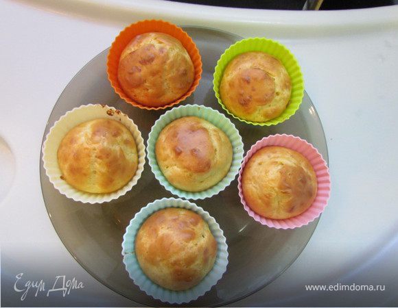 Закусочные маффины с сырками и чесноком