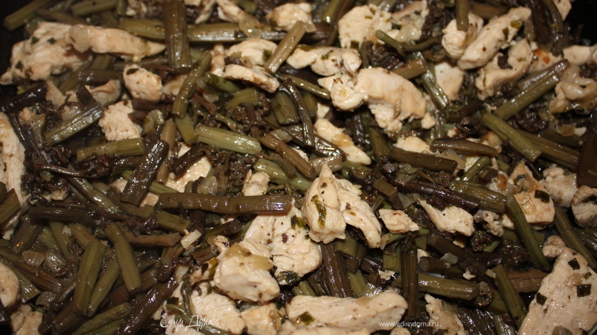 Курица с папоротником