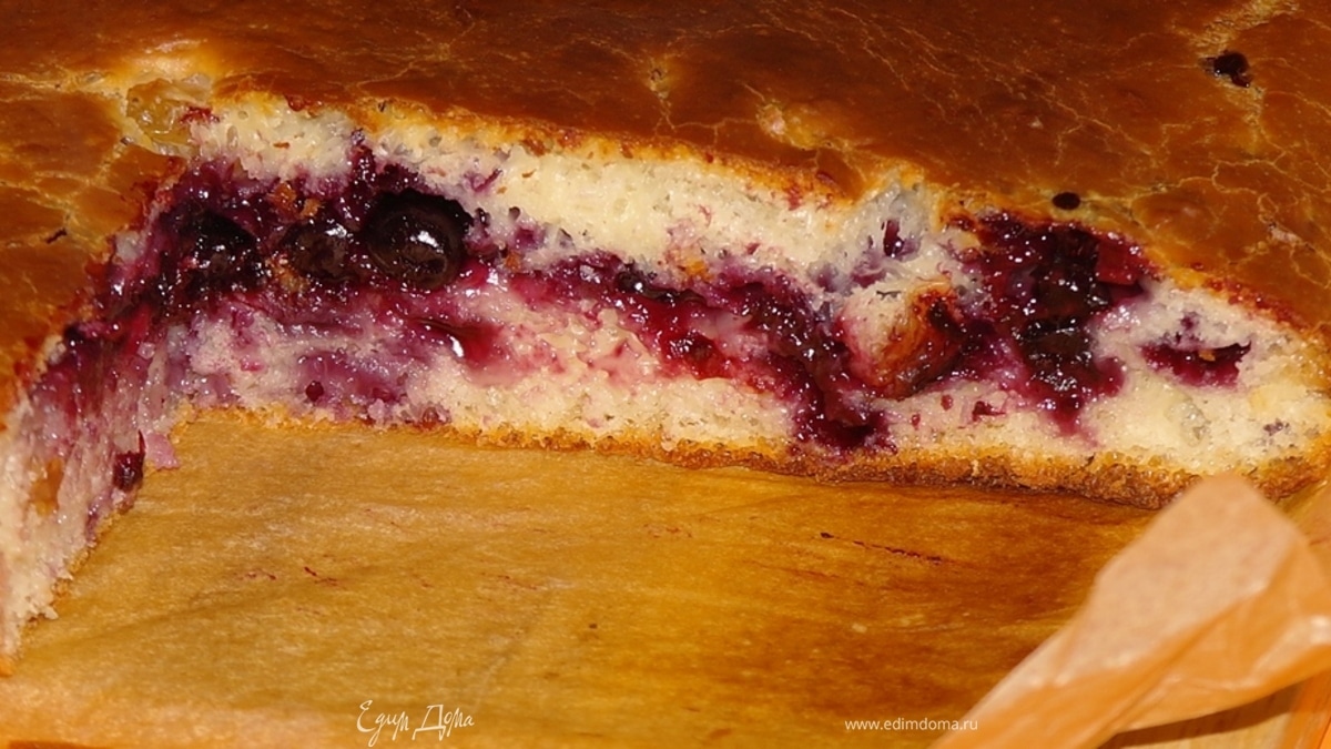 Сдобный пирог "Витаминка" на топленом молоке