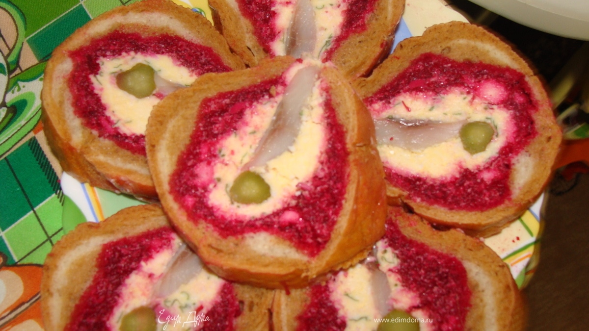 Селедка под шубой в батоне