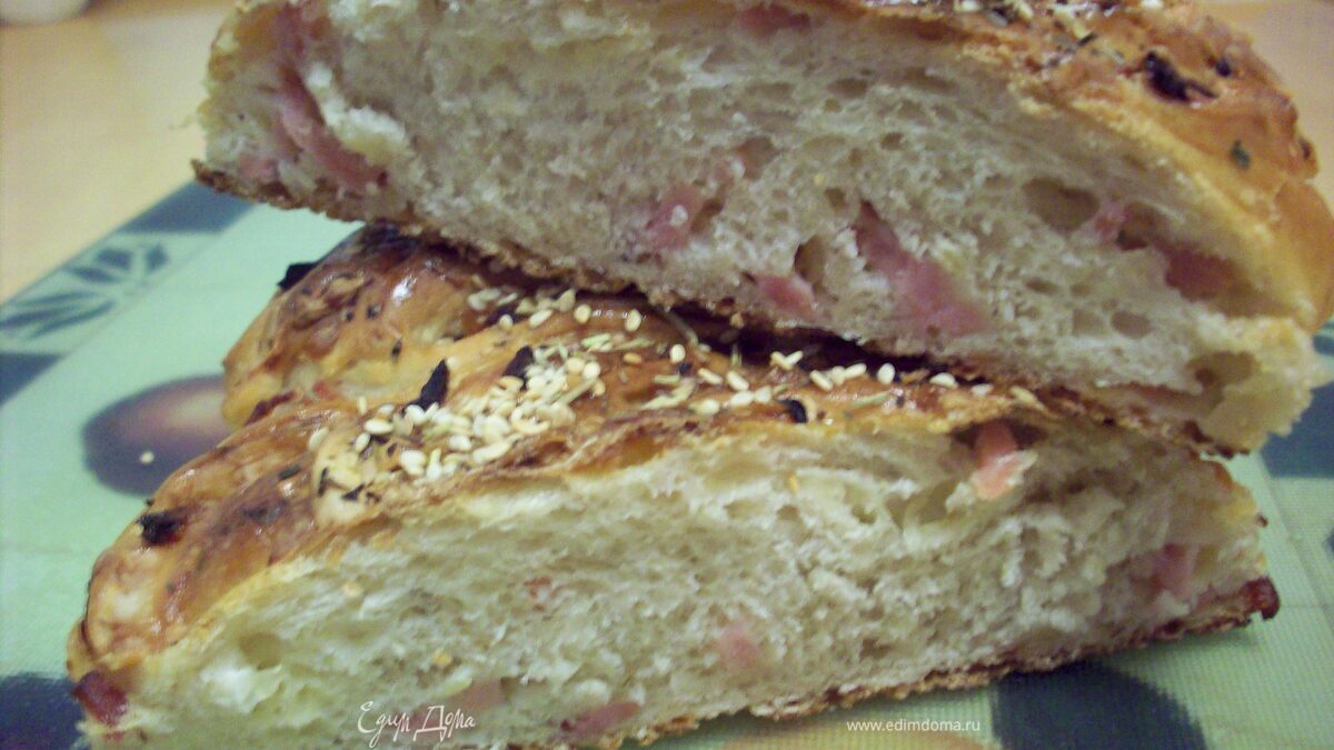 Плетенка с ветчиной и сыром