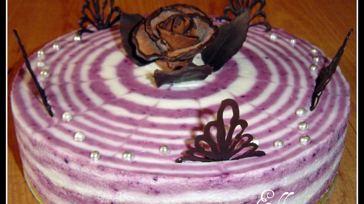 Творожно-черничный торт