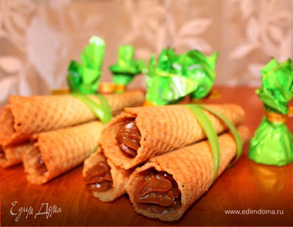 Трубочки со сгущенкой или любой другой начинкой Трубочки со сгущенкой или любой другой начинкой