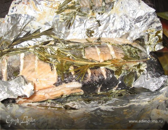 Роскошная сёмга в еловой руколе "Я тебя люблю" Роскошная сёмга в еловой руколе "Я тебя люблю"