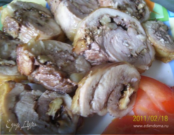 Куриные рулетики "Пикантные" с грецким орехом Куриные рулетики "Пикантные" с грецким орехом