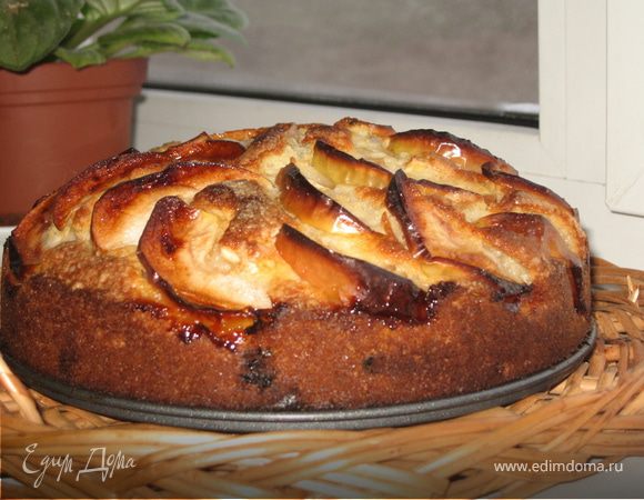 Пирог с яблоками от Надежды