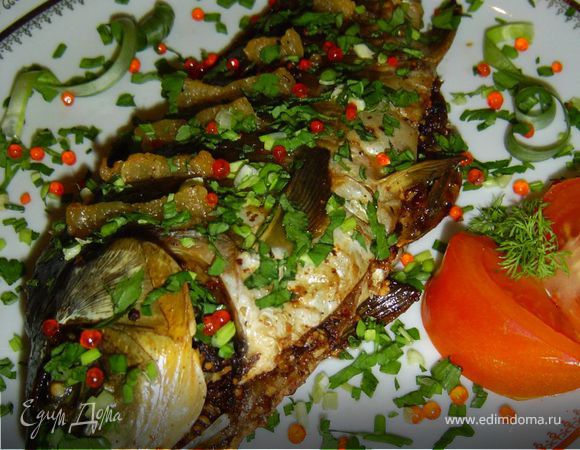 Запеченный карп "Ореховое наслаждение"