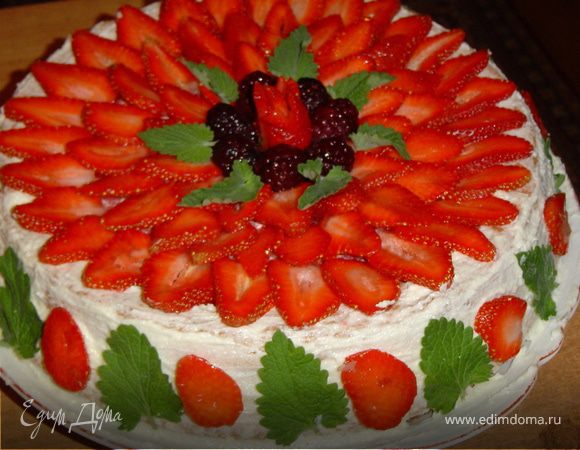 Клубнично-ежевичный тортик