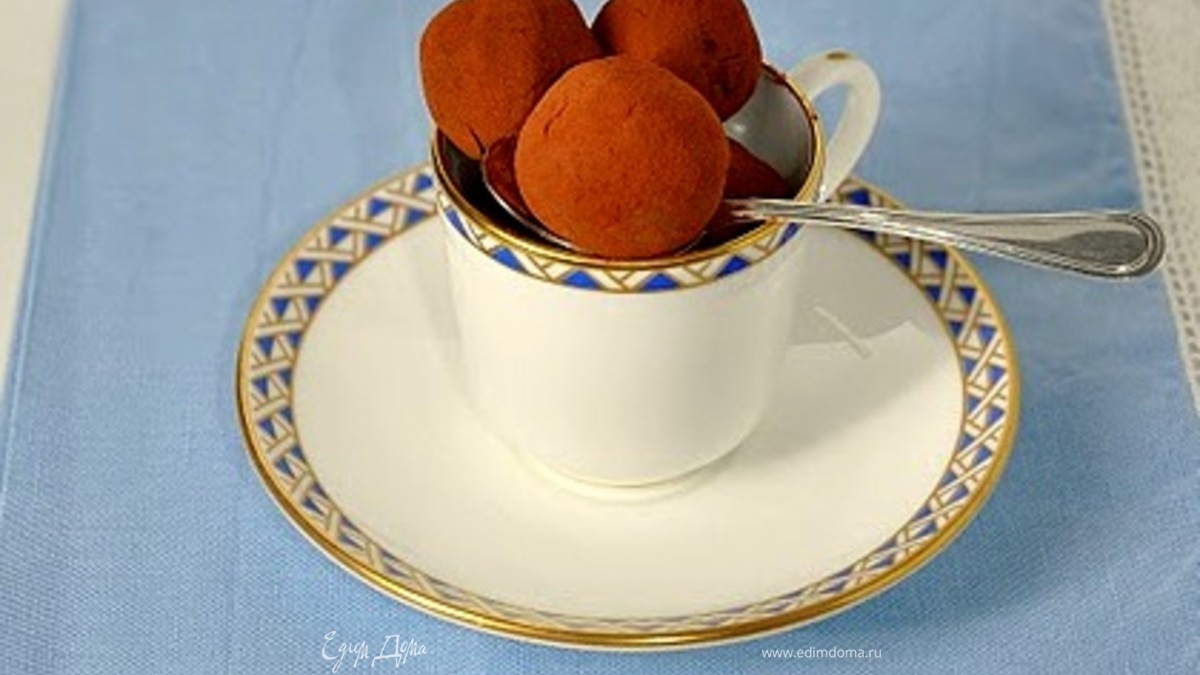 Шоколадные трюфели  с миндальным печеньем