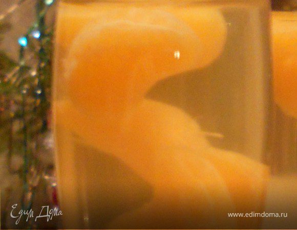 Желе из игристого вина с мандаринами