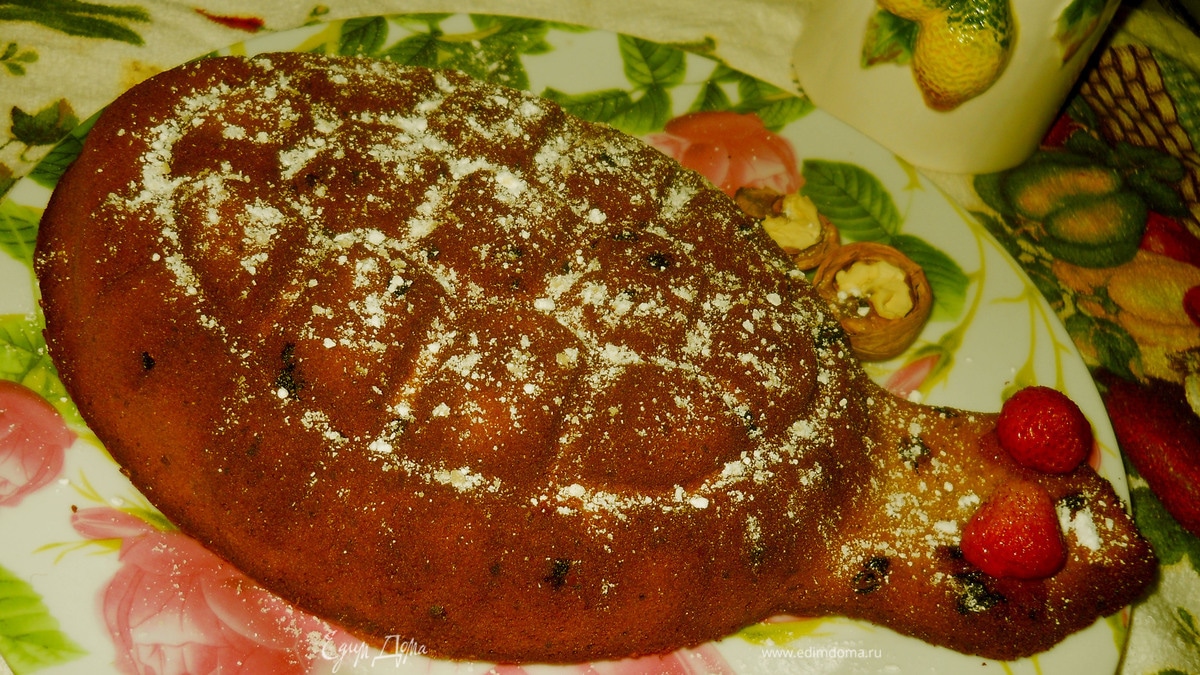 Торт с орехами и изюмом