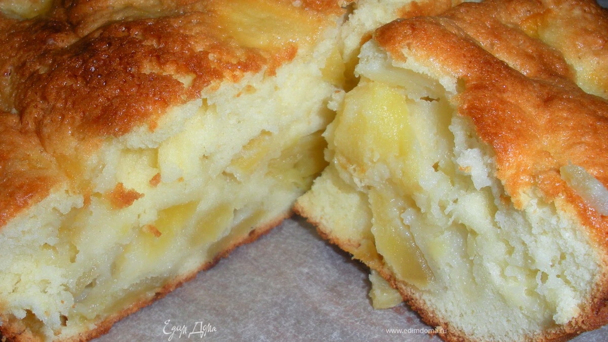 Шарлотка с яблоками "Любимая"