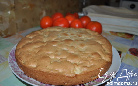 Рецепт Яблочный пирог с черносливом, миндалем и корицей