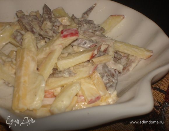 Салат с яблоком