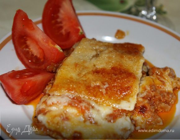 Лазанья болоньезе Лазанья болоньезе