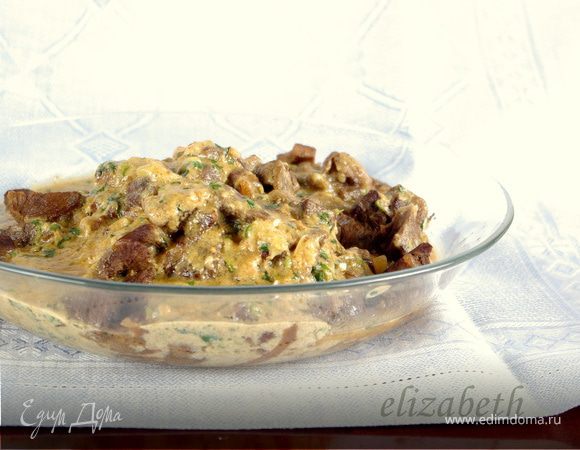 Баранина с сырно-яичным соусом Баранина с сырно-яичным соусом